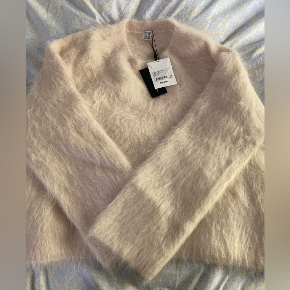 Toteme Boxy Alpaca Sweater